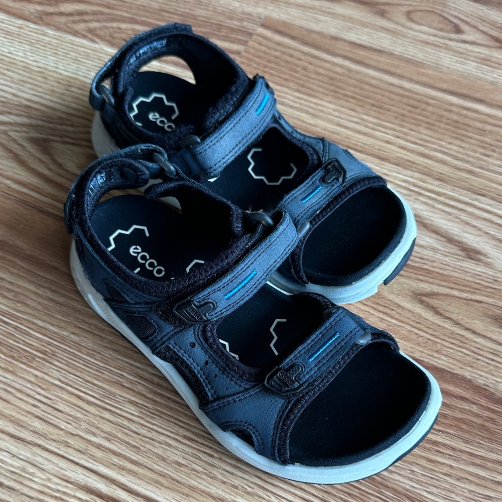 Ecco Kids Black and Blue Sandals